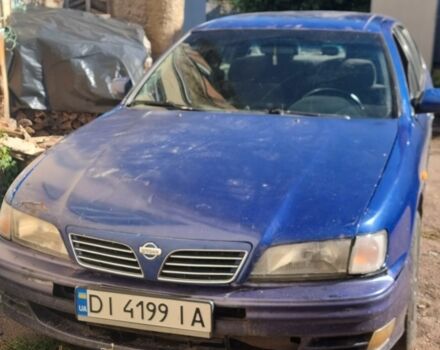 Синий Ниссан Максима, объемом двигателя 3 л и пробегом 300 тыс. км за 950 $, фото 1 на Automoto.ua