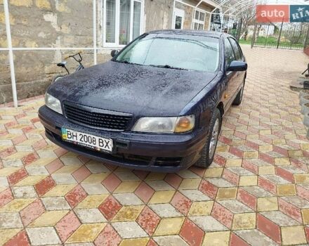 Синий Ниссан Максима, объемом двигателя 2.99 л и пробегом 380 тыс. км за 2300 $, фото 1 на Automoto.ua