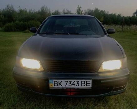 Ніссан Максіма 1995 у Дубровице на Automoto.ua Зелений Ніссан Максіма, об'ємом двигуна 2 л та пробігом 340 тис. км за 2350 $, фото 4 на Automoto.ua
