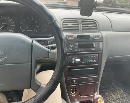 Ниссан Максима 1995 в Изюме на Automoto.ua Зеленый Ниссан Максима, объемом двигателя 2 л и пробегом 337 тыс. км за 1663 $, фото 4 на Automoto.ua