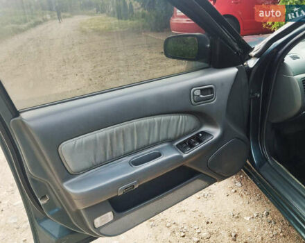 Зелений Ніссан Максіма, об'ємом двигуна 3 л та пробігом 350 тис. км за 3200 $, фото 10 на Automoto.ua