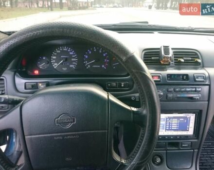 Зелений Ніссан Максіма, об'ємом двигуна 2 л та пробігом 390 тис. км за 3400 $, фото 1 на Automoto.ua