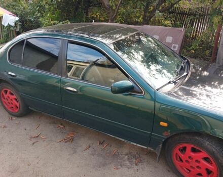 Ниссан Максима 1998 в Полтаве на Automoto.ua Зеленый Ниссан Максима, объемом двигателя 3 л и пробегом 330 тыс. км за 2340 $, фото 3 на Automoto.ua