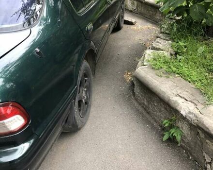 Зелений Ніссан Максіма, об'ємом двигуна 3 л та пробігом 350 тис. км за 2900 $, фото 3 на Automoto.ua