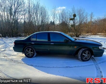 Зеленый Ниссан Максима, объемом двигателя 3 л и пробегом 310 тыс. км за 3500 $, фото 2 на Automoto.ua