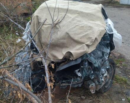 Зелений Ніссан Максіма, об'ємом двигуна 3 л та пробігом 444 тис. км за 1111 $, фото 2 на Automoto.ua