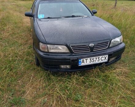 Зеленый Ниссан Максима, объемом двигателя 2 л и пробегом 325 тыс. км за 2100 $, фото 1 на Automoto.ua