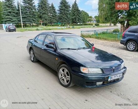 Зелений Ніссан Максіма, об'ємом двигуна 2 л та пробігом 450 тис. км за 2200 $, фото 1 на Automoto.ua