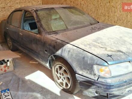 Ниссан Максима 1995 в Смеле на Automoto.ua Зеленый Ниссан Максима, объемом двигателя 2 л и пробегом 100 тыс. км за 750 $, фото 1 на Automoto.ua
