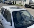 Белый Ниссан Микра, объемом двигателя 0.98 л и пробегом 196 тыс. км за 1040 $, фото 5 на Automoto.ua