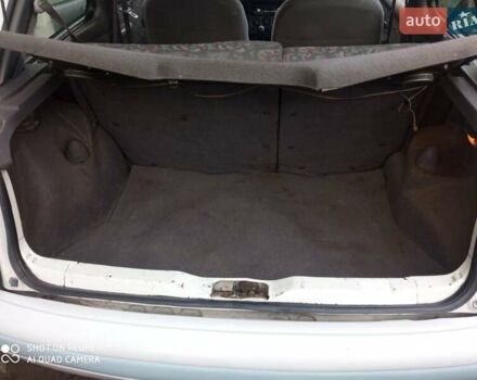 Белый Ниссан Микра, объемом двигателя 1 л и пробегом 200 тыс. км за 1800 $, фото 9 на Automoto.ua