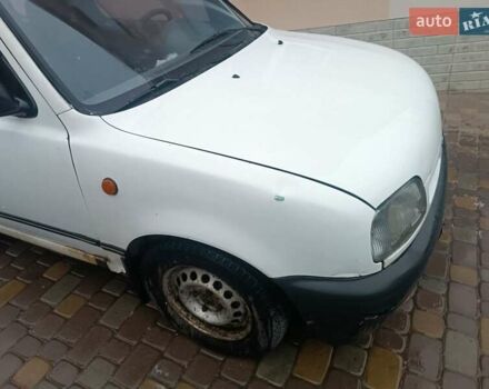 Белый Ниссан Микра, объемом двигателя 1.02 л и пробегом 30 тыс. км за 900 $, фото 4 на Automoto.ua