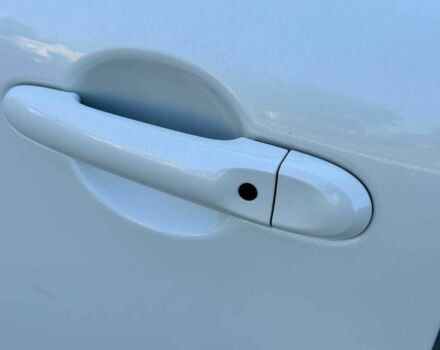 Белый Ниссан Микра, объемом двигателя 1.2 л и пробегом 87 тыс. км за 7700 $, фото 11 на Automoto.ua