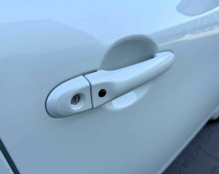 Белый Ниссан Микра, объемом двигателя 1.2 л и пробегом 87 тыс. км за 7700 $, фото 16 на Automoto.ua