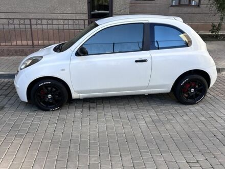 Ниссан Микра 2008 в Одессе на Automoto.ua Белый Ниссан Микра, объемом двигателя 1.2 л и пробегом 200 тыс. км за 3950 $, фото 1 на Automoto.ua