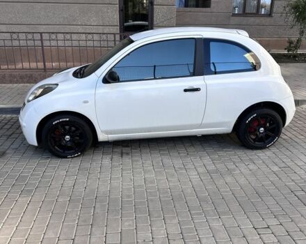 Білий Ніссан Мікра, об'ємом двигуна 1.2 л та пробігом 200 тис. км за 3950 $, фото 1 на Automoto.ua