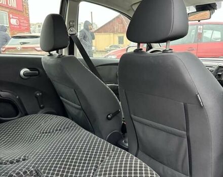 Бежевый Ниссан Микра, объемом двигателя 1.4 л и пробегом 298 тыс. км за 5500 $, фото 14 на Automoto.ua