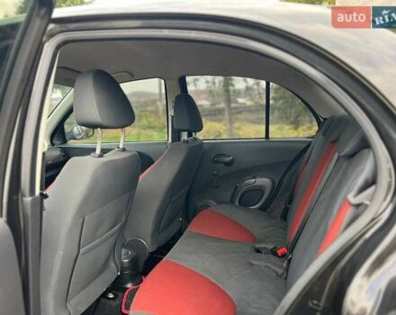 Черный Ниссан Микра, объемом двигателя 1.24 л и пробегом 180 тыс. км за 5700 $, фото 25 на Automoto.ua