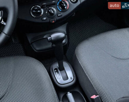 Чорний Ніссан Мікра, об'ємом двигуна 1.24 л та пробігом 169 тис. км за 5550 $, фото 29 на Automoto.ua