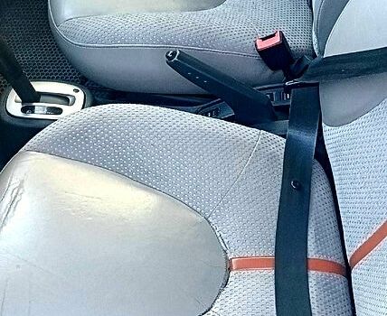 Черный Ниссан Микра, объемом двигателя 1.4 л и пробегом 200 тыс. км за 5500 $, фото 4 на Automoto.ua