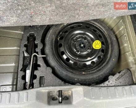 Черный Ниссан Микра, объемом двигателя 1.24 л и пробегом 180 тыс. км за 5700 $, фото 38 на Automoto.ua