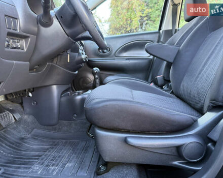 Черный Ниссан Микра, объемом двигателя 1.24 л и пробегом 77 тыс. км за 8250 $, фото 36 на Automoto.ua