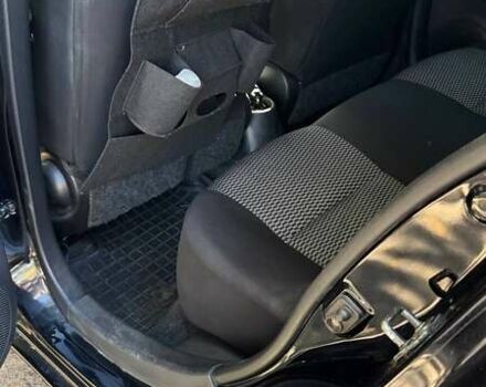 Черный Ниссан Микра, объемом двигателя 1.6 л и пробегом 107 тыс. км за 7500 $, фото 10 на Automoto.ua