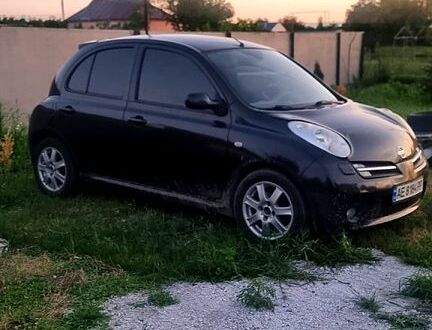 Чорний Ніссан Мікра, об'ємом двигуна 1.4 л та пробігом 200 тис. км за 5500 $, фото 1 на Automoto.ua