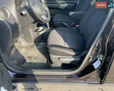 Фиолетовый Ниссан Микра, объемом двигателя 1.2 л и пробегом 80 тыс. км за 8500 $, фото 7 на Automoto.ua