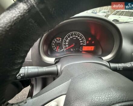 Фиолетовый Ниссан Микра, объемом двигателя 1.2 л и пробегом 37 тыс. км за 8800 $, фото 8 на Automoto.ua