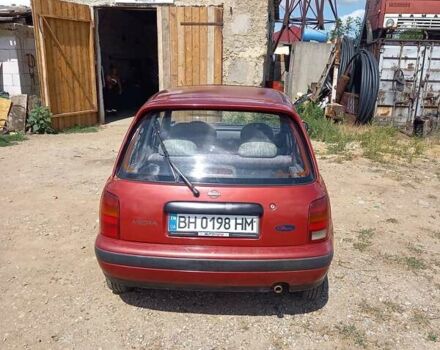 Красный Ниссан Микра, объемом двигателя 1 л и пробегом 173 тыс. км за 2700 $, фото 2 на Automoto.ua