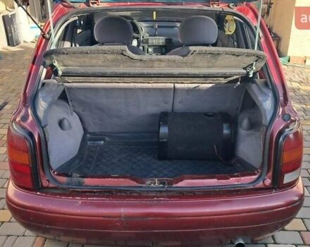 Красный Ниссан Микра, объемом двигателя 1 л и пробегом 300 тыс. км за 1700 $, фото 9 на Automoto.ua