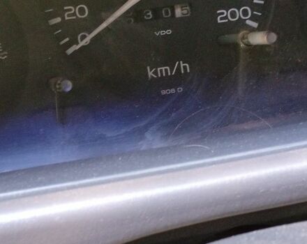 Червоний Ніссан Мікра, об'ємом двигуна 1 л та пробігом 333 тис. км за 2300 $, фото 6 на Automoto.ua