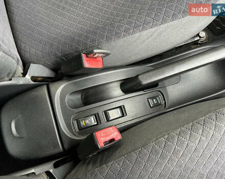 Красный Ниссан Микра, объемом двигателя 1.4 л и пробегом 123 тыс. км за 5999 $, фото 20 на Automoto.ua