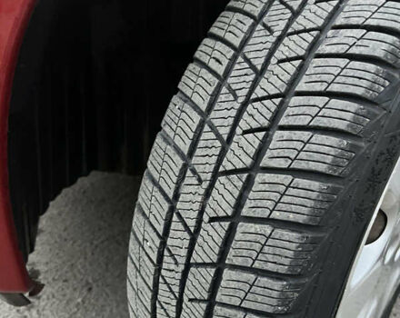 Красный Ниссан Микра, объемом двигателя 1.24 л и пробегом 240 тыс. км за 3700 $, фото 5 на Automoto.ua