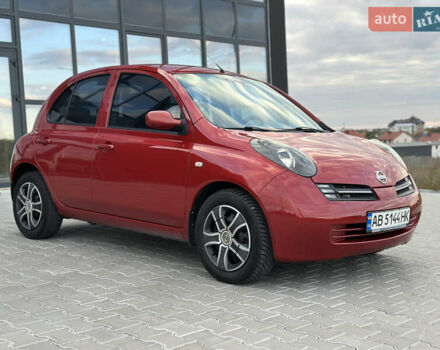 Красный Ниссан Микра, объемом двигателя 1.24 л и пробегом 165 тыс. км за 5500 $, фото 3 на Automoto.ua