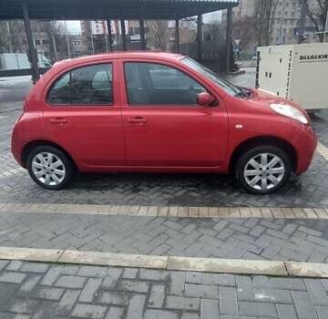 Красный Ниссан Микра, объемом двигателя 1.4 л и пробегом 122 тыс. км за 6000 $, фото 1 на Automoto.ua