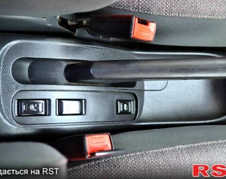 Червоний Ніссан Мікра, об'ємом двигуна 1.2 л та пробігом 137 тис. км за 5650 $, фото 11 на Automoto.ua