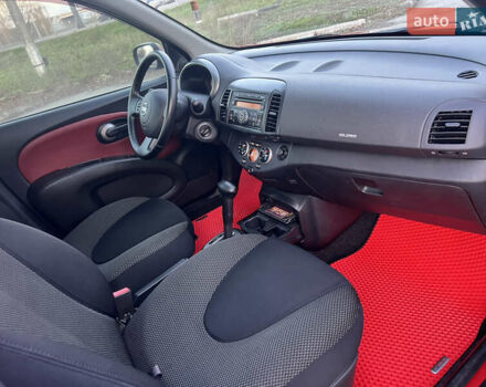 Красный Ниссан Микра, объемом двигателя 1.39 л и пробегом 151 тыс. км за 5555 $, фото 3 на Automoto.ua