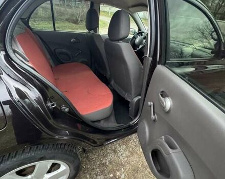 Красный Ниссан Микра, объемом двигателя 1.24 л и пробегом 150 тыс. км за 5900 $, фото 9 на Automoto.ua