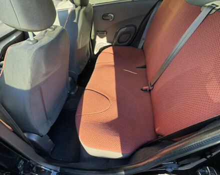 Красный Ниссан Микра, объемом двигателя 1.2 л и пробегом 150 тыс. км за 5500 $, фото 8 на Automoto.ua