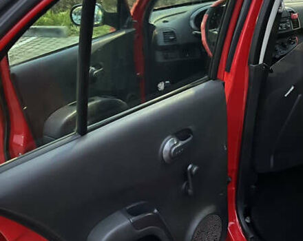 Красный Ниссан Микра, объемом двигателя 1.24 л и пробегом 270 тыс. км за 3200 $, фото 9 на Automoto.ua