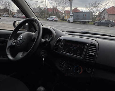 Красный Ниссан Микра, объемом двигателя 1.24 л и пробегом 150 тыс. км за 4200 $, фото 12 на Automoto.ua