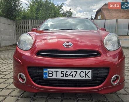 Красный Ниссан Микра, объемом двигателя 1.2 л и пробегом 66 тыс. км за 7800 $, фото 2 на Automoto.ua