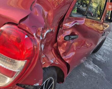 Червоний Ніссан Мікра, об'ємом двигуна 1.2 л та пробігом 118 тис. км за 5000 $, фото 1 на Automoto.ua