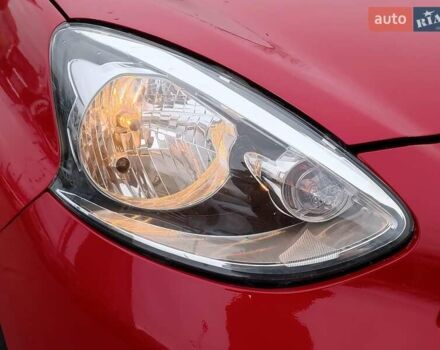 Красный Ниссан Микра, объемом двигателя 1.6 л и пробегом 50 тыс. км за 8290 $, фото 5 на Automoto.ua