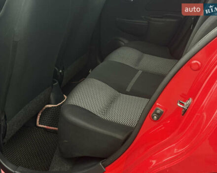 Красный Ниссан Микра, объемом двигателя 1.6 л и пробегом 206 тыс. км за 8200 $, фото 8 на Automoto.ua