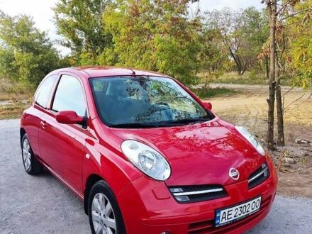 Красный Ниссан Микра, объемом двигателя 1.24 л и пробегом 190 тыс. км за 5599 $, фото 1 на Automoto.ua