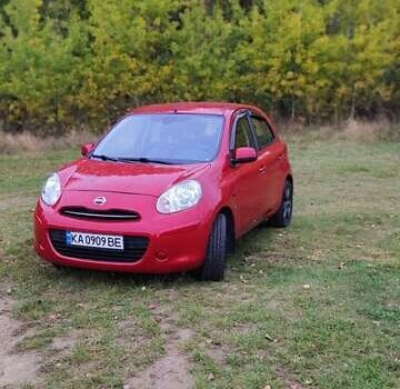 Красный Ниссан Микра, объемом двигателя 1.2 л и пробегом 49 тыс. км за 9400 $, фото 1 на Automoto.ua