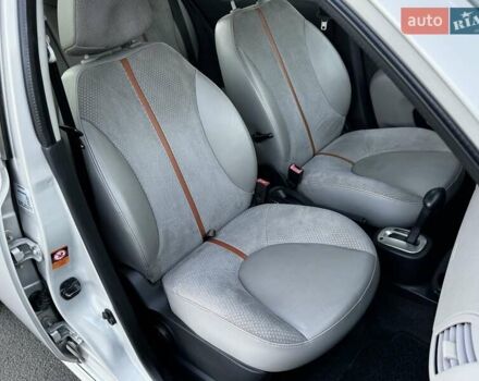 Ниссан Микра, объемом двигателя 1.4 л и пробегом 116 тыс. км за 6800 $, фото 39 на Automoto.ua